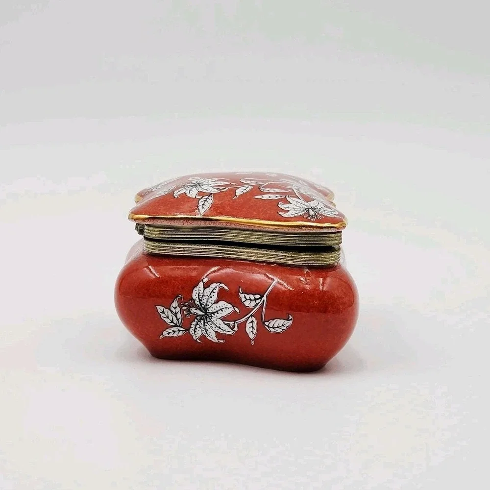 Vintage Butterfly-Shaped Porcelain Trinket Box Reddish Orange Floral Ardalt 7467